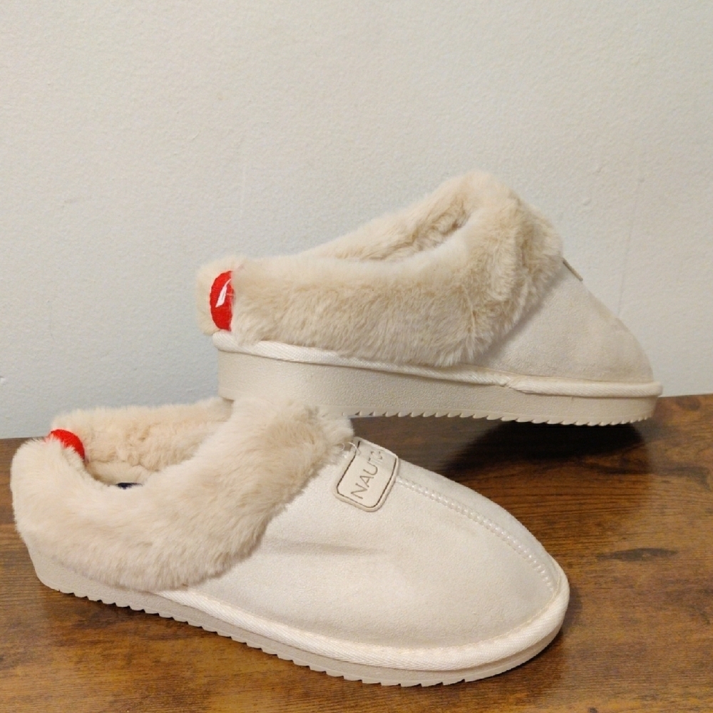 Nautica Beige Plush Slippers - Picture 2 of 15